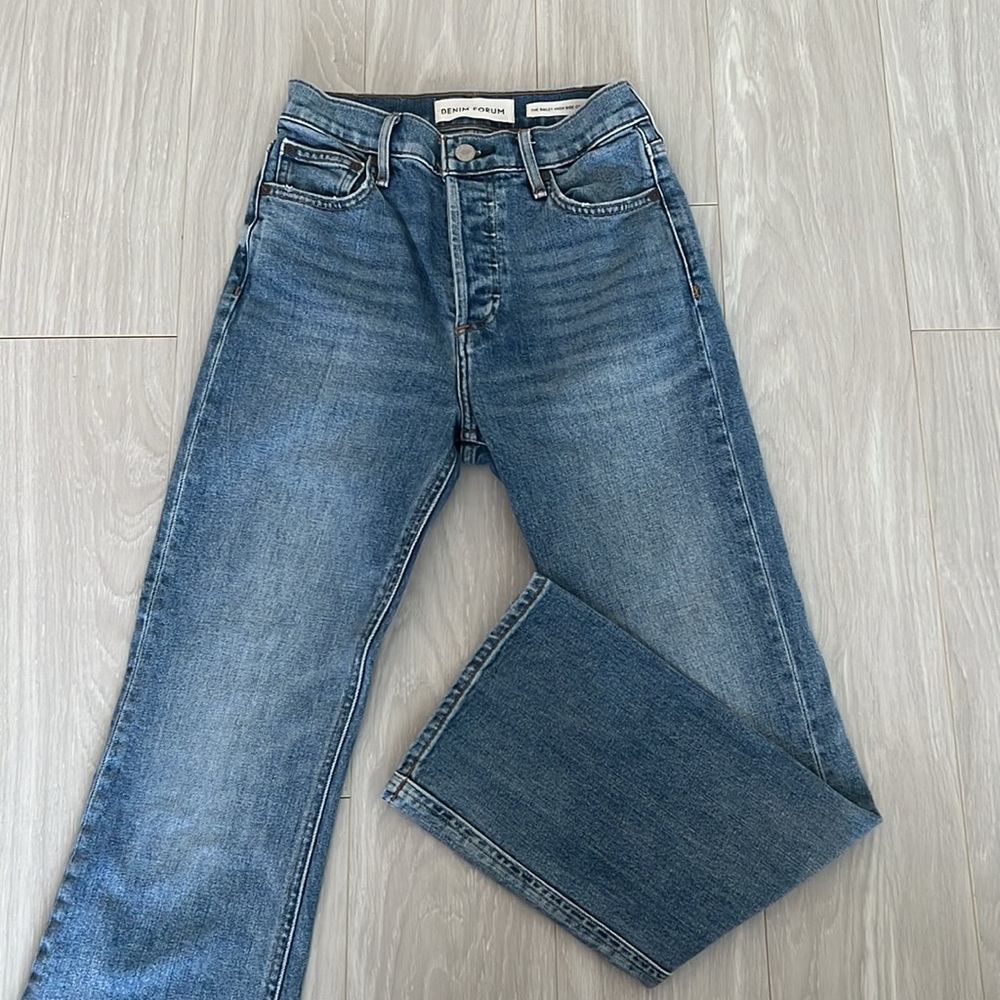 Denim Forum Crop Flare Jeans